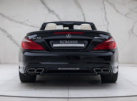 Mercedes-Benz SL Class SL63 AMG 11