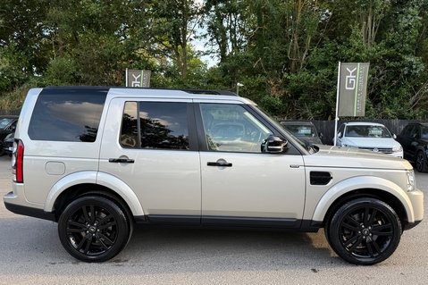 Land Rover Discovery SDV6 SE TECH - ULEZ COMPLIANT -FULL LR SERVICE HISTORY - 9 SERVICES -TOWBAR 5