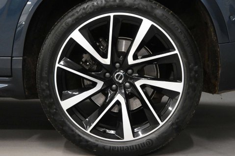 Volvo XC90 2.0 XC90 Ultimate B5 MHEV AWD Auto 4WD 5dr 46