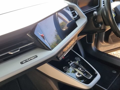Audi Q4 SPORT 38