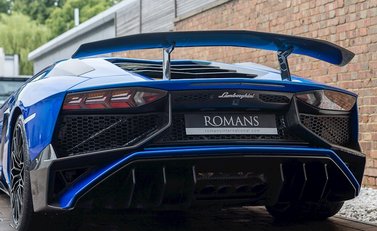 Lamborghini Aventador SV LP 750-4 Coupe 25