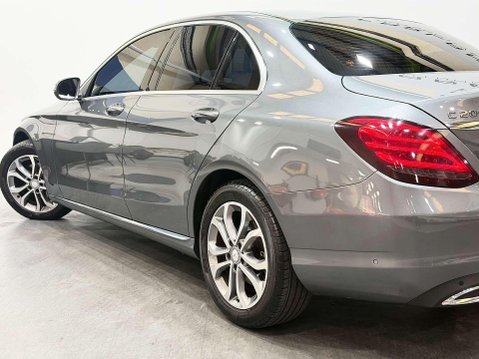 Mercedes-Benz C Class 1.6 C200d Sport Saloon 4dr Diesel G-Tronic+ Euro 6 (s/s) (136 ps) 17