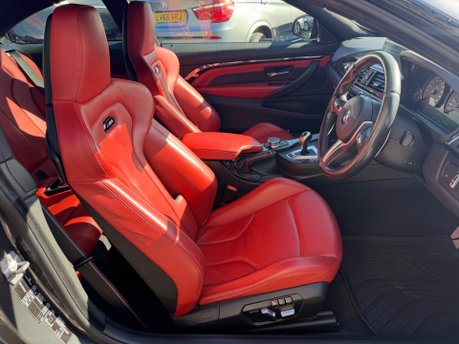 BMW M4 M4 COMPETITION 25