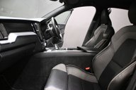 Volvo XC60 2.0 XC60 R-Design B4 MHEV AWD Auto 4WD 5dr 16
