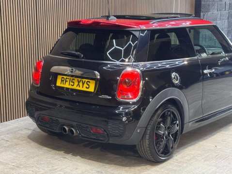 Mini Hatch 2.0 John Cooper Works Auto 3dr 17