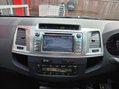 Toyota Hilux INVINCIBLE 4X4 D-4D DCB Auto 18