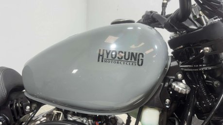 Hyosung GV AQUILA 2021 ONLY 2K NEW MOT SERVICED CRUISER 125CC 21