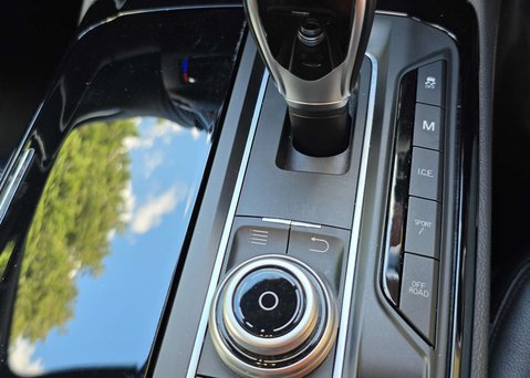 Maserati Levante 3.0 Levante S Auto 4WD 5dr 32