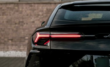 Lamborghini Urus 32