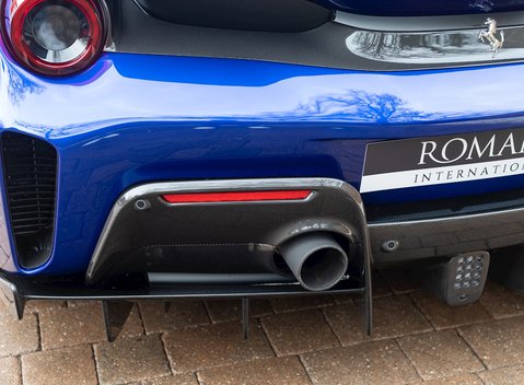 Ferrari 488 Pista 32