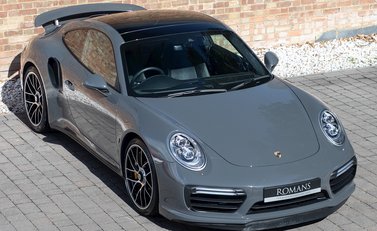 Porsche 911 (991.2) Turbo S 8