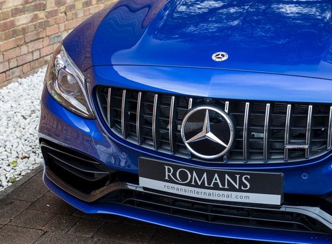 Mercedes-Benz C Class C63 S Coupe 26