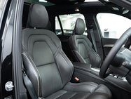 Volvo XC90 2.0 B5 MHEV R-Design SUV 5dr Diesel Hybrid Auto 4WD Euro 6 (s/s) (235 ps) 9