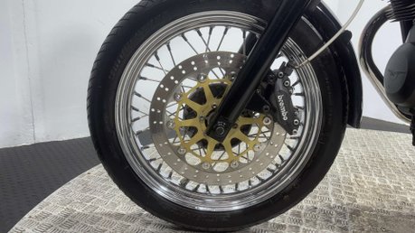 Moto Guzzi V7 750 2009 26K NEW MOT SERVICED 1 OWNER MODERN RETRO BIKE 750CC 11