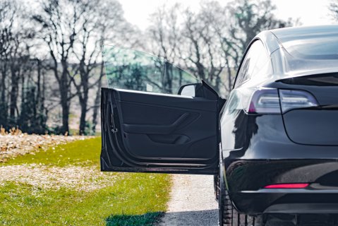 Tesla Model 3 PERFORMANCE AWD 7