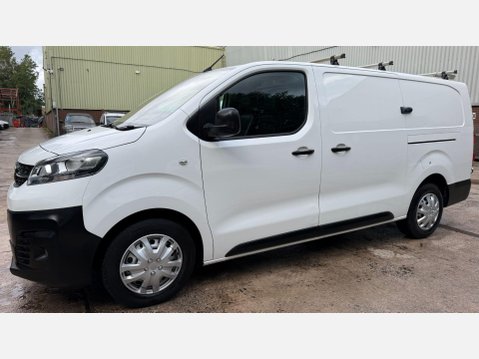 Vauxhall Vivaro 1.5 Turbo D 2900 Dynamic Panel Van 6dr Diesel Manual L2 H1 Euro 6 (s/s) (10 15