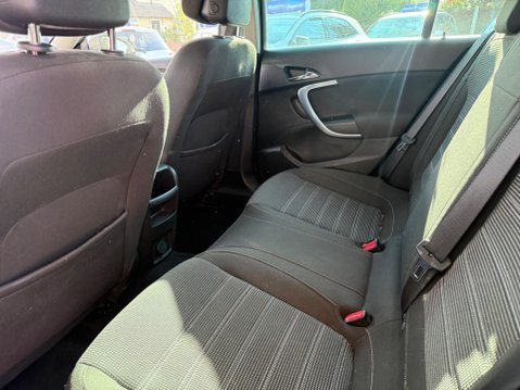 Vauxhall Insignia 2.0 CDTi SRi Nav Auto Euro 6 5dr 21