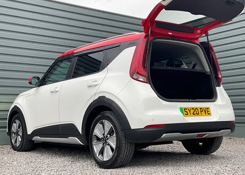 Kia Soul 150kW First Edition 64kWh 17