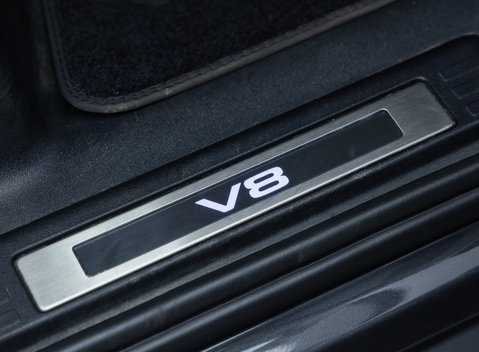 Land Rover Defender 110 V8 P525 29