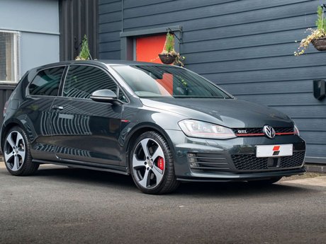 Volkswagen Golf 2.0 Golf GTi Performance 3dr 1