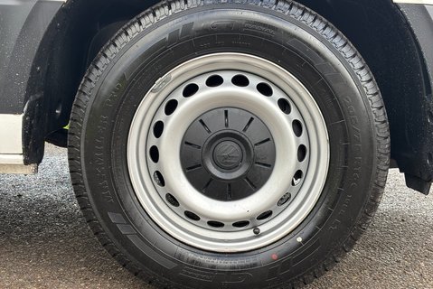 Volkswagen Crafter CR35 140ps Tdi Lwb H/R Trendline Duo Van 28