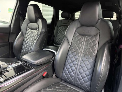 Audi SQ7 4.0 TFSI V8 Black Edition SUV 5dr Petrol Tiptronic quattro Euro 6 (s/s) (50 33