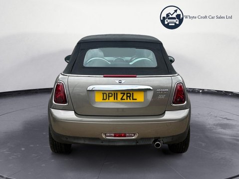 Mini Convertible 1.6 Cooper Euro 5 (s/s) 2dr 6