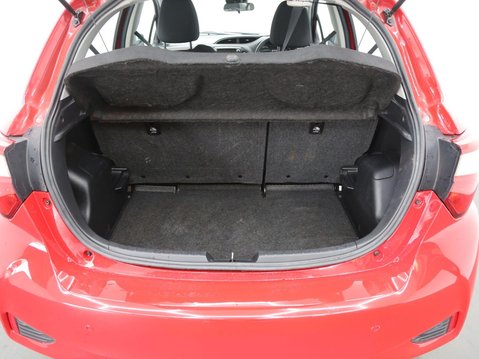 Toyota Yaris 1.5 VVT-i Icon Tech Euro 6 5dr 26