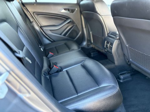 Mercedes-Benz A Class 1.6 A 180 Sport 5dr 12