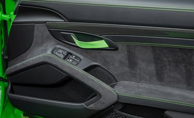 Porsche 911 (991.2) GT3 RS 22