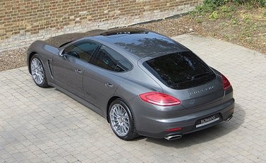 Porsche Panamera Diesel 3