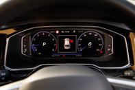 Volkswagen Taigo R-LINE TSI DSG 11