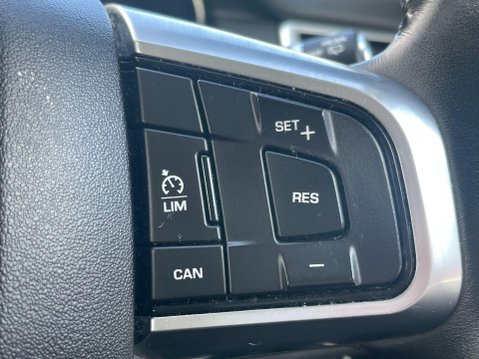 Land Rover Discovery Sport 2.0 TD4 SE 4WD Euro 6 (s/s) 5dr (5 Seat) 31