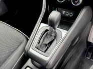 Renault Captur TECHNO E-TECH 16
