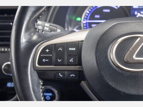 Lexus RX 3.5 450h V6 Luxury SUV 5dr Petrol Hybrid CVT 4WD Euro 6 (s/s) (313 ps) 38