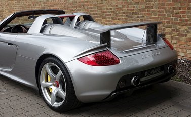 Porsche Carrera GT 10