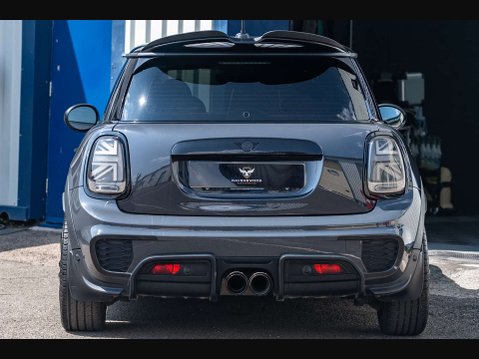 Mini Hatch 2.0 John Cooper Works 3dr 27