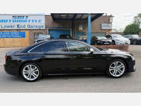 Audi S8 4.0 S8 V8 TFSI Quattro Auto 4WD 4dr 47