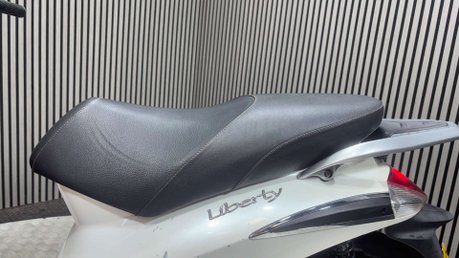 Piaggio Liberty 2012 PROJECT 2 STROKE 2T SCOOTER SPARES OR REPAIR 50CC 13