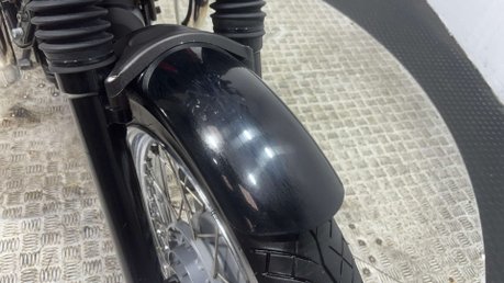 Moto Guzzi V7 750 2009 26K NEW MOT SERVICED 1 OWNER MODERN RETRO BIKE 750CC 43