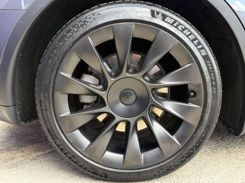 Tesla Model Y SUV 5dr Electric Auto RWD (346 ps) 15