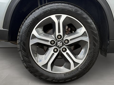 Suzuki Vitara 1.6 SZ5 5dr 13
