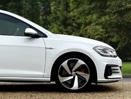 Volkswagen Golf GTI PERFORMANCE TSI DSG 13