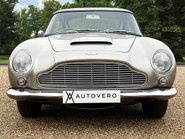 Aston Martin DB5 Superleggera 2