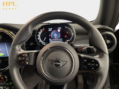 Mini Hatch 1.5 Cooper Exclusive Hatchback 3dr Petrol Steptronic Euro 6 (s/s) (136 ps) 13