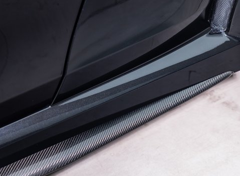 Mercedes-Benz C63 AMG Black Series 32