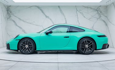 Porsche 911 Carrera GTS (992.2) 5