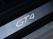 Porsche 718 Cayman GT4 PDK 21