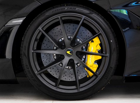 McLaren 720S Performance 10