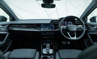 Audi RS3 SPORTBACK VORSPRUNG 21